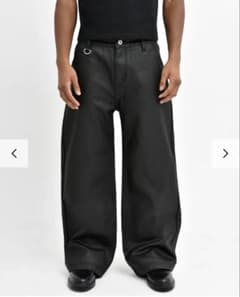 Stacked Oil Coating Loose Fit Pantsのサムネイル