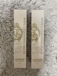 ララビュウ ホワイトCクレンジングミルクEX 150ml 2本セットのサムネイル