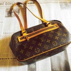 正規品 ルイヴィトンバック✩⃛ೄのサムネイル