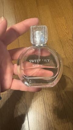 SWEET LILY 香水 ユニセックスのサムネイル