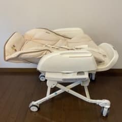 ルシエス　オートスイング　コンビ　電動　ハイローバウンサー　白のサムネイル