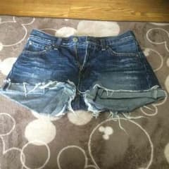 ショートパンツのサムネイル
