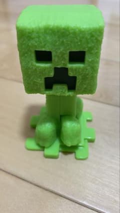 マインクラフト・ザムービー　クリーパーとピンクのウールブロックとピンク羊のセットのサムネイル