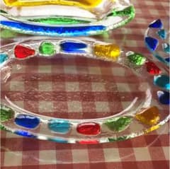 古めかしいガラスの小皿(3枚)のサムネイル