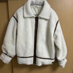 【step様専用】olive des oliveホワイト ボアジャケットのサムネイル