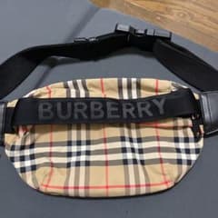 Burberryボディバックのサムネイル