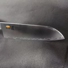 【新品】手研ぎ TAKUMI 燕三条 匠 三徳包丁 波形刃 0421-012 新品】手研ぎ TAKUMI 燕三条 匠 三徳包丁 波形刃 0421-012 - メルカリ