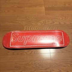 Supreme 21SS×KAWS Chalk Logo readのサムネイル