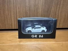 GR 86 ホワイトミニカーのサムネイル