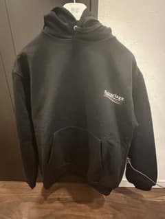 期間限定！ Balenciaga Sサイズ ブラックパーカー - メルカリ