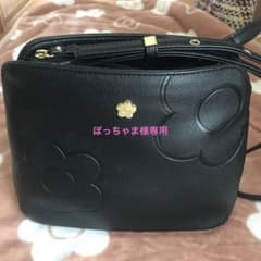 ぽっちゃま様専用マリークワントプチメタルデイジーショルダーバッグのサムネイル