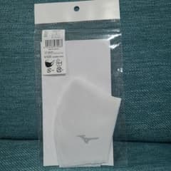新品　ミズノ　マウスカバー ホワイト　マスクのサムネイル