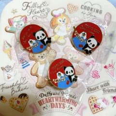 【専用】パンダ　ピンバッジ 3点セットのサムネイル