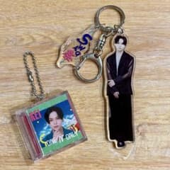 ONE N' ONLY REI NFCキーホルダー　アクリルキーホルダーのサムネイル