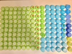 ペットボトルキャップ150個のサムネイル