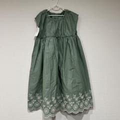 新品 ノースリーブワンピース 130cm グリーン 刺繍のサムネイル