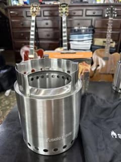 Solo Stove キャンプファイヤー　未使用　焚き火台 本体 収納袋付のサムネイル
