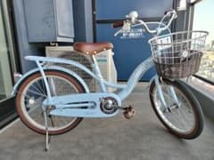 埼玉県引取限定 マハロ Mahalo 水色の子ども用自転車 前カゴ付き 