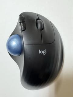 Logitech ERGO M575 トラックボール本体のサムネイル