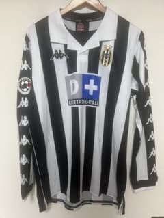 H*1様 1999 ユベントスFC 21 番 ユニフォーム ジダン 中古品 H*1様 1999 ユベントスFC 21 番 ユニフォーム ジダン 中古品 - メルカリ