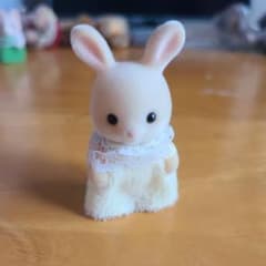シルバニアファミリー ファンクラブ継続特典ピンクわたウサギの赤ちゃんのサムネイル