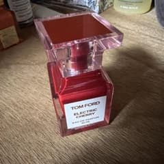 TOM FORD ELECTRIC CHERRY 30mlのサムネイル