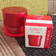 【★みな★さん専用】アスタリフト クリームレフィルのサムネイル