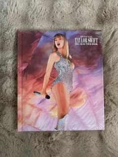 Taylor Swift The Eras Tour Bookのサムネイル
