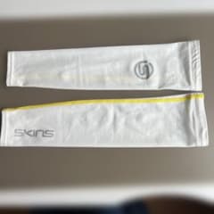 SKINS アームカバー ホワイト イエローのサムネイル