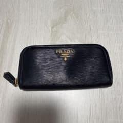 PRADA エピレザー 黒 キーケースのサムネイル