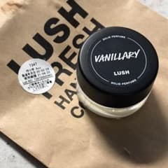 LUSH ラッシュ バニラリー ソリッドパフュームのサムネイル