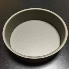 中古品  ケーキ型  18㎝ テフロン加工のサムネイル
