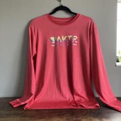 AKTR ロングスリーブシャツ レッドのサムネイル