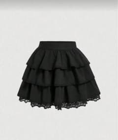 【新品未使用】フリル付き黒フレアスカートのサムネイル