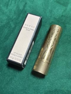 GUCCI ルージュ ア レーヴル サタン 200のサムネイル
