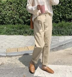 66girls タックコットンスラックスのサムネイル