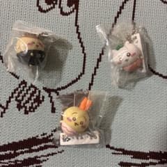 ちいかわ くら寿司 ビッくらポン フィギュアチャーム 3種のサムネイル