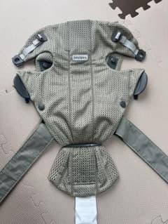 BabyBjörn MINI抱っこ紐 グレーベージュ メッシュのサムネイル