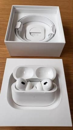 AirPods Pro 第2世代 MQD83J/A (Lightning) 美品のサムネイル