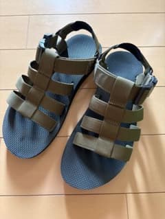 Teva スポーツサンダル カーキ　オリジナルドラードのサムネイル