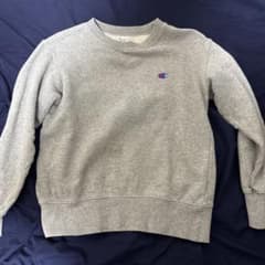Champion グレー スウェットシャツ 150のサムネイル