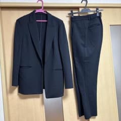 【訳あり】23区ネイビーパンツスーツ上下 サイズ38のサムネイル