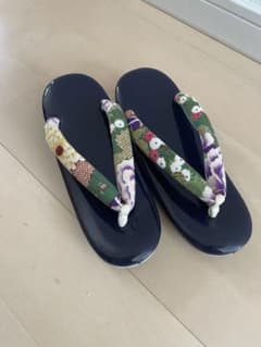 新品 未使用 草履 花柄のサムネイル