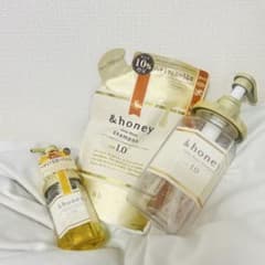 &honey ディープモイストシャンプー とヘアオイル【ブラウンさん専用】のサムネイル