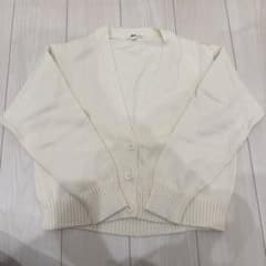UNIQLO Vネック カーディガンのサムネイル
