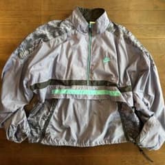 NIKE ナイロンジャケット ハーフジップのサムネイル