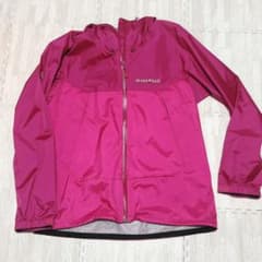 モンベル マウンテンパーカーのサムネイル