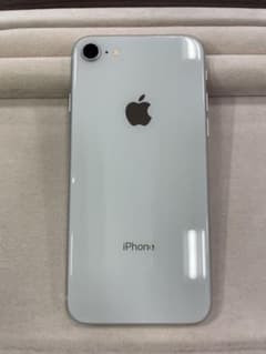 【美品】iPhone8本体64GB SIMフリーMQ792J/Aのサムネイル