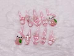 ピンクねこさん ネイルチップのサムネイル