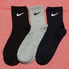 専用♥ 新品 NIKE ナイキ 靴下 3足セット キッズ 24㎝ 黒 グレー 紺のサムネイル